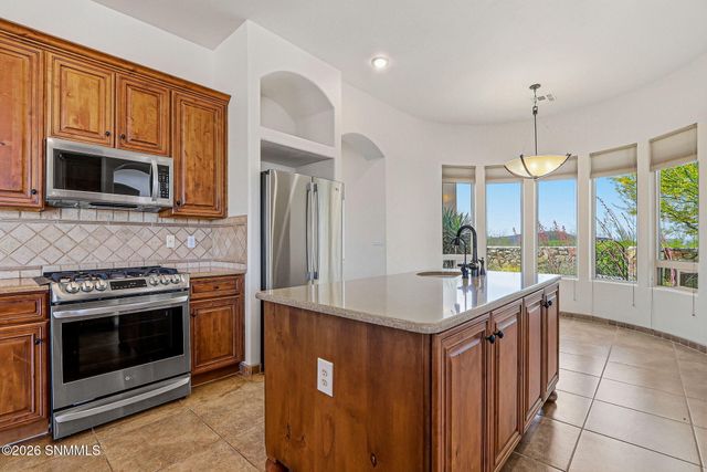 3930 Quail Brush Court, Las Cruces, NM 88011