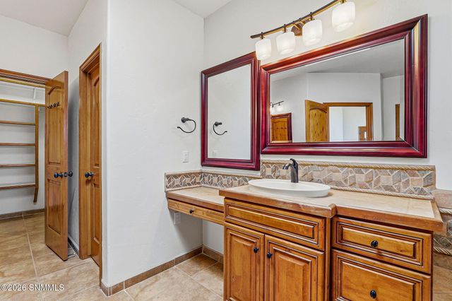 3930 Quail Brush Court, Las Cruces, NM 88011