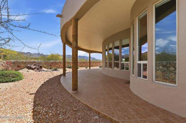 3930 Quail Brush Court, Las Cruces, NM 88011
