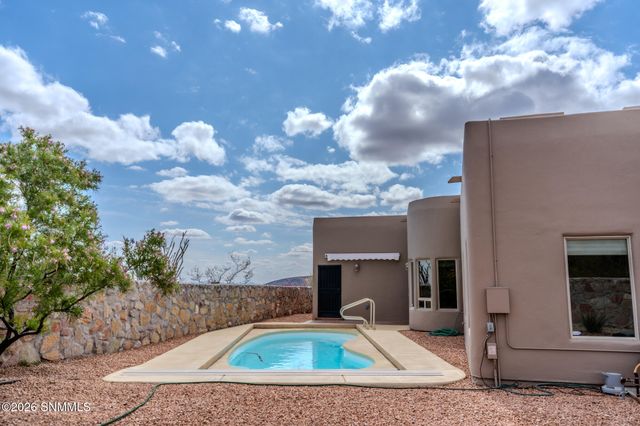 3930 Quail Brush Court, Las Cruces, NM 88011