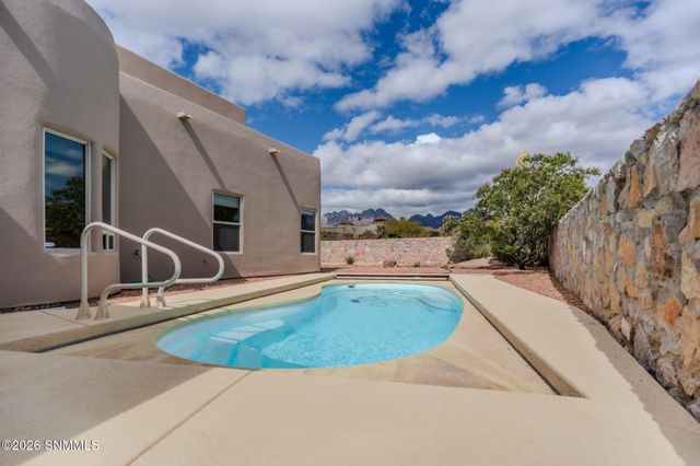 3930 Quail Brush Court, Las Cruces, NM 88011