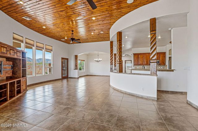 3930 Quail Brush Court, Las Cruces, NM 88011