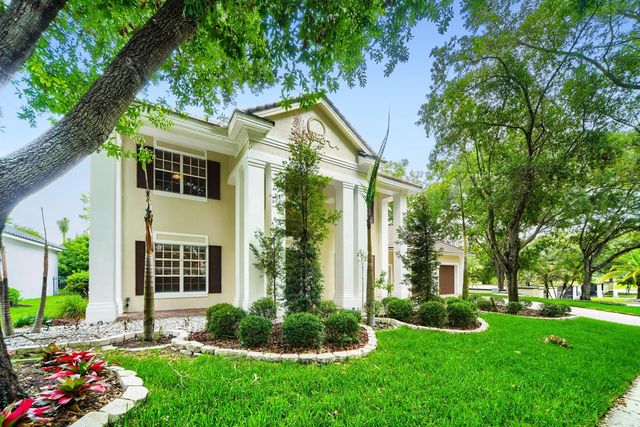 7601 DEBEAUBIEN DRIVE, Orlando, FL 32835