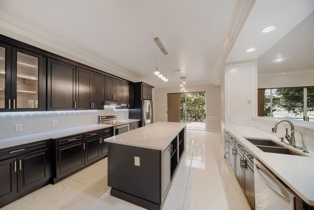 7601 DEBEAUBIEN DRIVE, Orlando, FL 32835