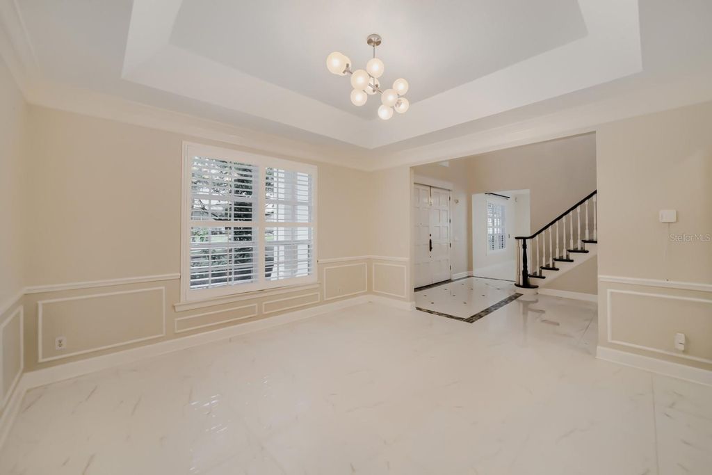 Image 20 of property listing at 7601 DEBEAUBIEN DRIVE, Orlando, FL 32835