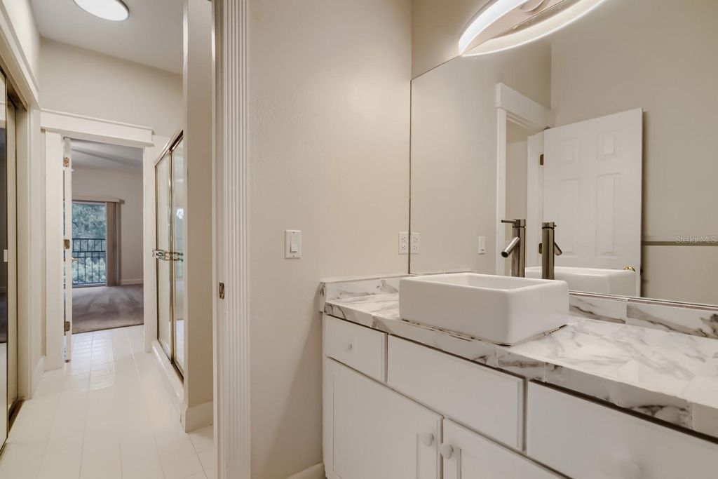 Image 37 of property listing at 7601 DEBEAUBIEN DRIVE, Orlando, FL 32835