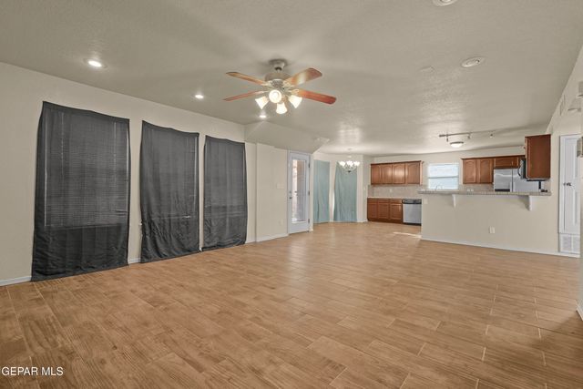 3820 TIERRA CAMPA Drive, El Paso, TX 79938