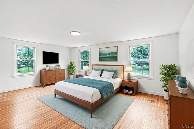 5 Glencrest Blvd, New Hartford, NY 13413