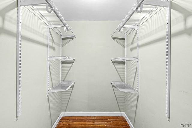 5 Glencrest Blvd, New Hartford, NY 13413