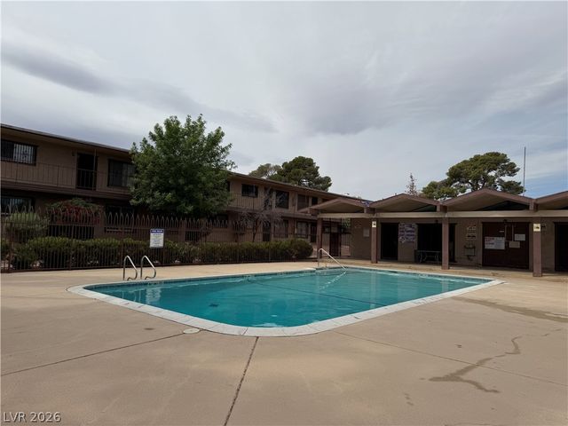 575 South Royal Crest Circle 7, Las Vegas, NV 89169