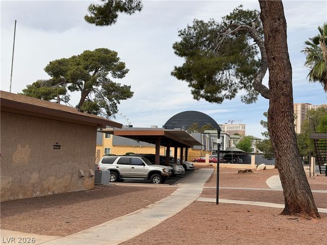 575 South Royal Crest Circle 7, Las Vegas, NV 89169