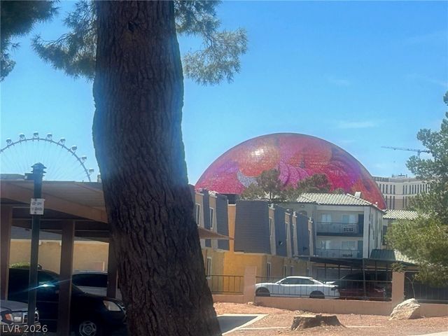 575 South Royal Crest Circle 7, Las Vegas, NV 89169