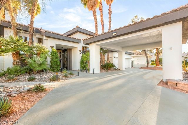 8001 Ryans Reef Lane, Las Vegas, NV 89128