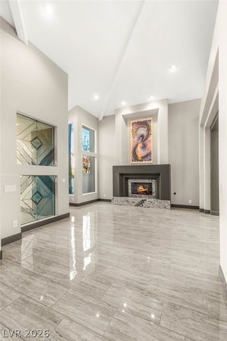 8001 Ryans Reef Lane, Las Vegas, NV 89128