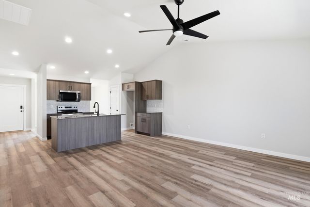 9430 W Blazing Star St, Nampa, ID 83687