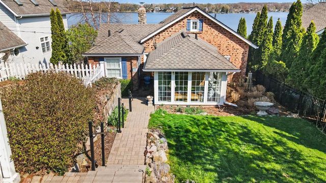 13756 Rustic Drive, Gregory, MI 48137
