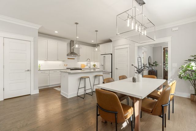 1110A N 6th St, Nashville, TN 37207