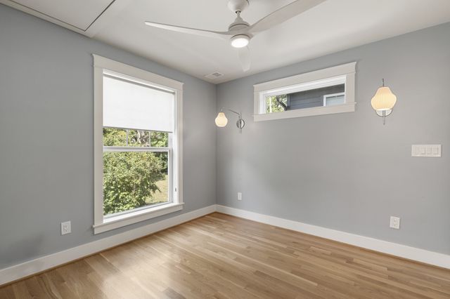 1110A N 6th St, Nashville, TN 37207