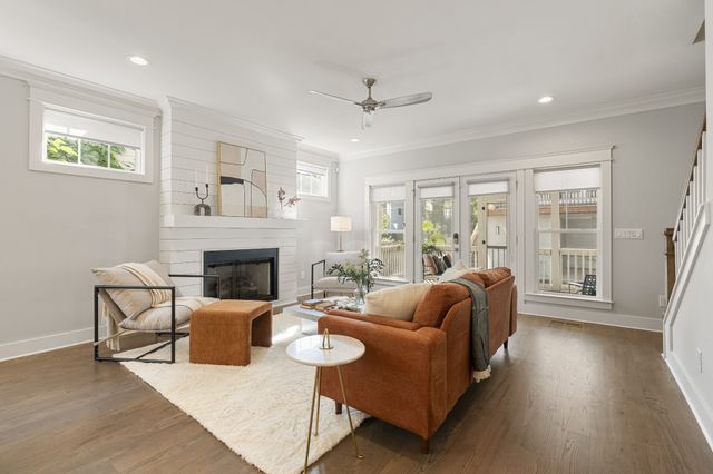 1110A N 6th St, Nashville, TN 37207