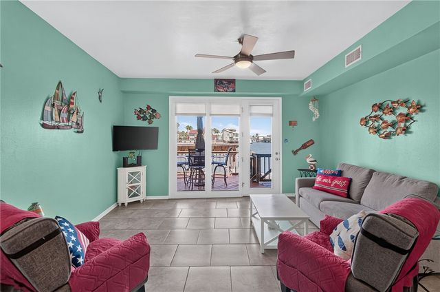 15401 FORTUNA BAY Dr 105, Corpus Christi, TX 78418