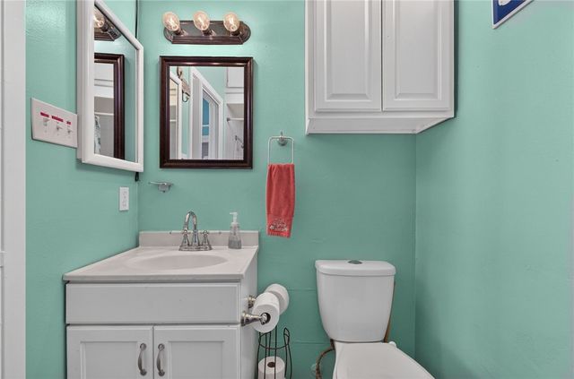 15401 FORTUNA BAY Dr 105, Corpus Christi, TX 78418