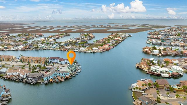 15401 FORTUNA BAY Dr 105, Corpus Christi, TX 78418