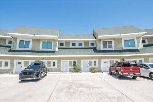 15401 FORTUNA BAY Dr 105, Corpus Christi, TX 78418