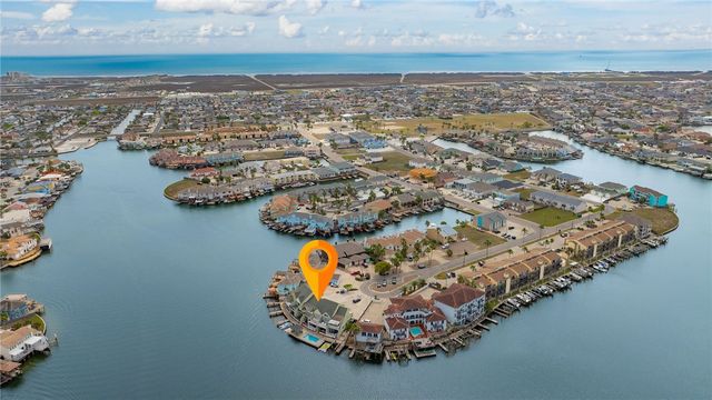 15401 FORTUNA BAY Dr 105, Corpus Christi, TX 78418