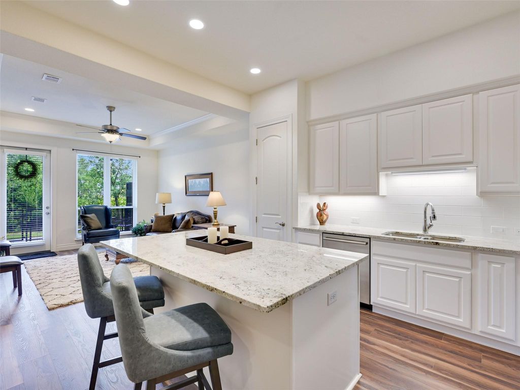 102 Bella Toscana Ave 1103, Lakeway, TX 78734