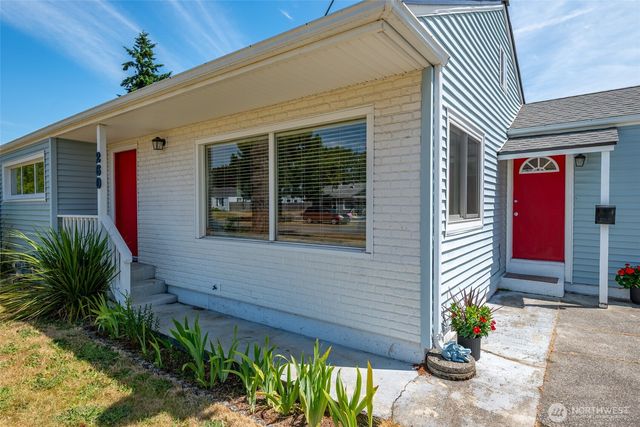 260 SE Glencoe Street, Oak Harbor, WA 98277