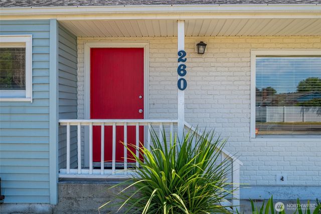 260 SE Glencoe Street, Oak Harbor, WA 98277