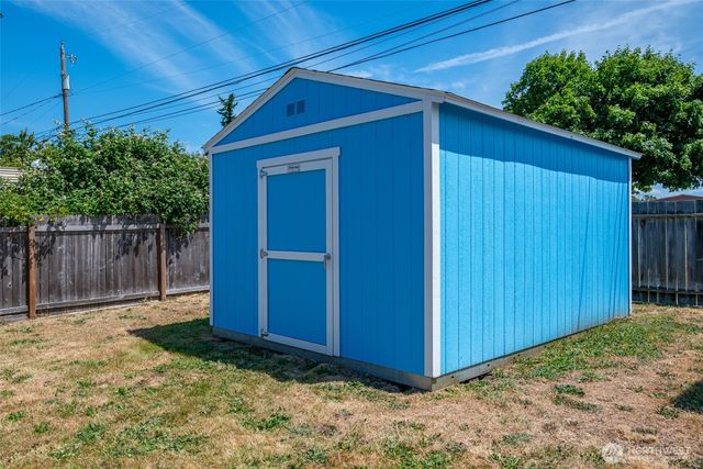 260 SE Glencoe Street, Oak Harbor, WA 98277
