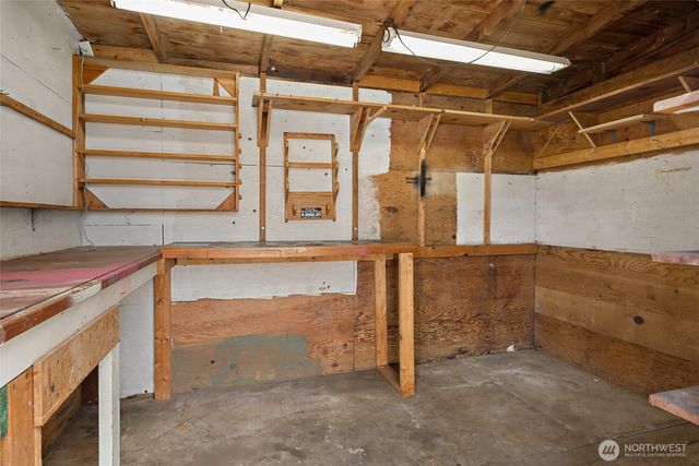 260 SE Glencoe Street, Oak Harbor, WA 98277