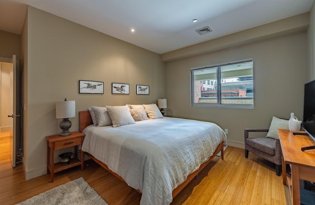 35 Cherry St Unit 302, Burlington, VT 05401