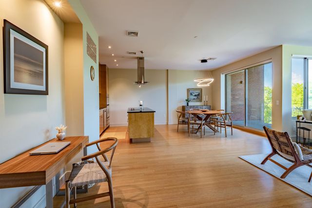 35 Cherry St Unit 302, Burlington, VT 05401