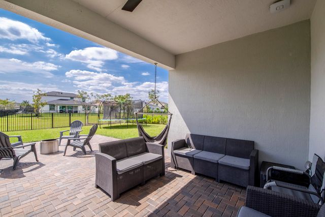 1463 Heron Nook Road, Loxahatchee, FL 33470