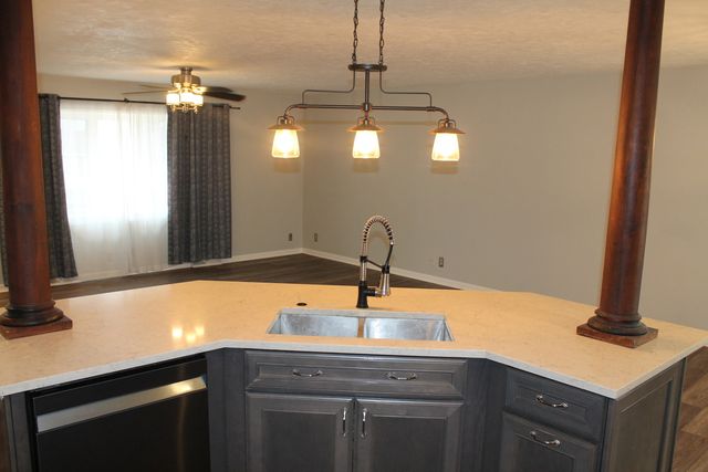 224 Pin Oak Drive, Geneseo, IL 61254