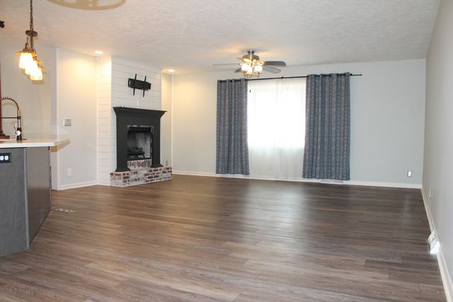 224 Pin Oak Drive, Geneseo, IL 61254