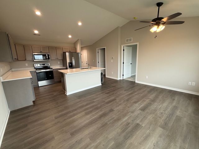 405 W Madison Street, Winterset, IA 50273