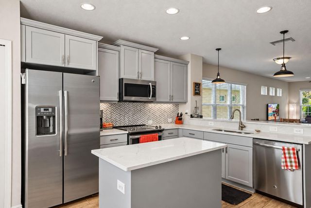 3820 SHIMMERING OAKS DRIVE, Parrish, FL 34219