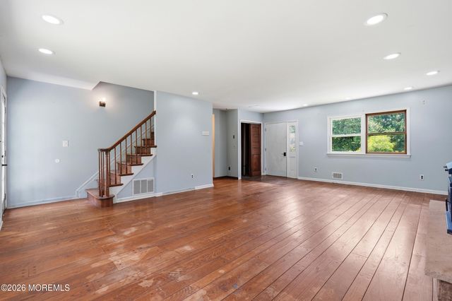 365 Stagecoach Road, Millstone, NJ 08510