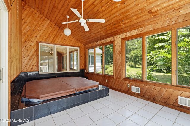 365 Stagecoach Road, Millstone, NJ 08510