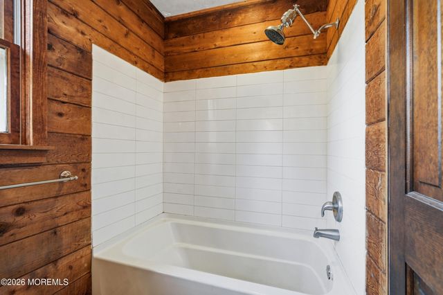 365 Stagecoach Road, Millstone, NJ 08510
