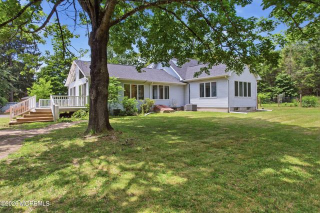 365 Stagecoach Road, Millstone, NJ 08510