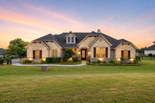 12408 Bella Vineyard Drive, Fort Worth, TX 76126