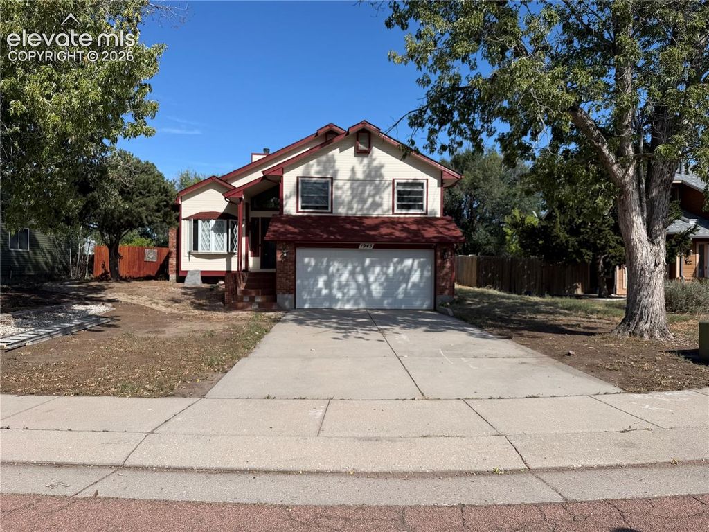 1945 Ambleside Drive, Colorado Springs, CO 80915 — exterior