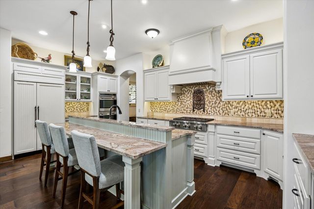 4501 Spanish Oaks Club BLVD 14, Austin, TX 78738