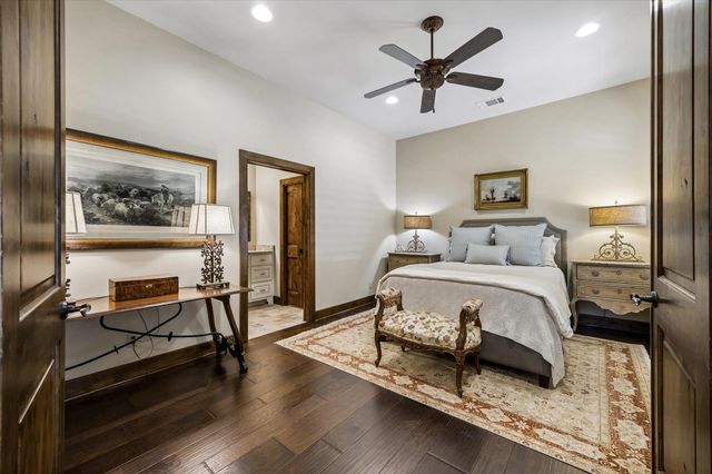 4501 Spanish Oaks Club BLVD 14, Austin, TX 78738
