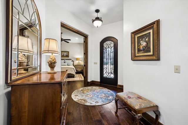 4501 Spanish Oaks Club BLVD 14, Austin, TX 78738