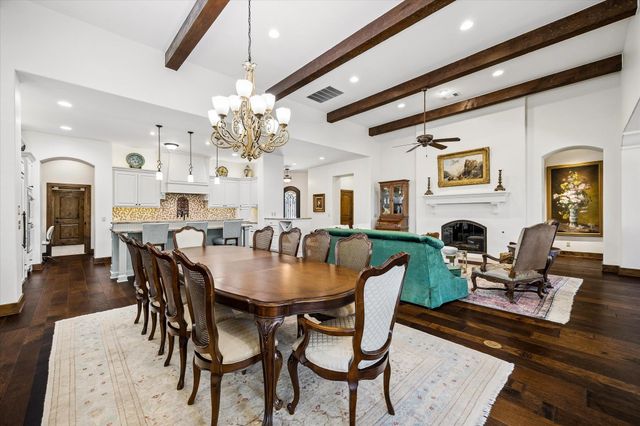 4501 Spanish Oaks Club BLVD 14, Austin, TX 78738